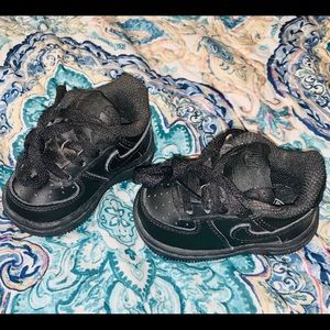 Nike black baby shoes 2c